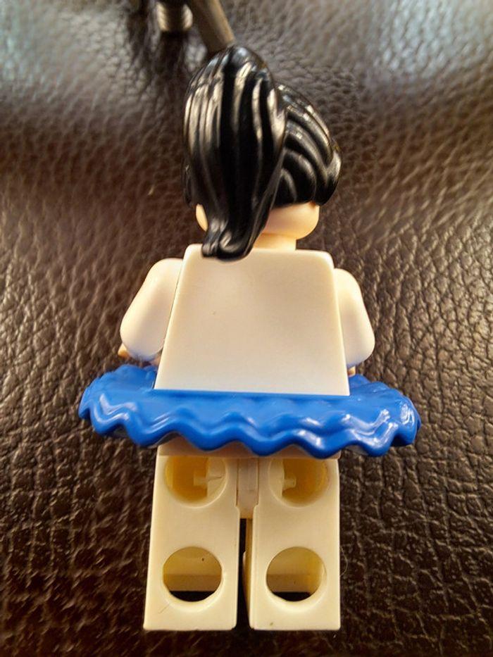 Figurine Lego compatible Danseuse - photo numéro 6