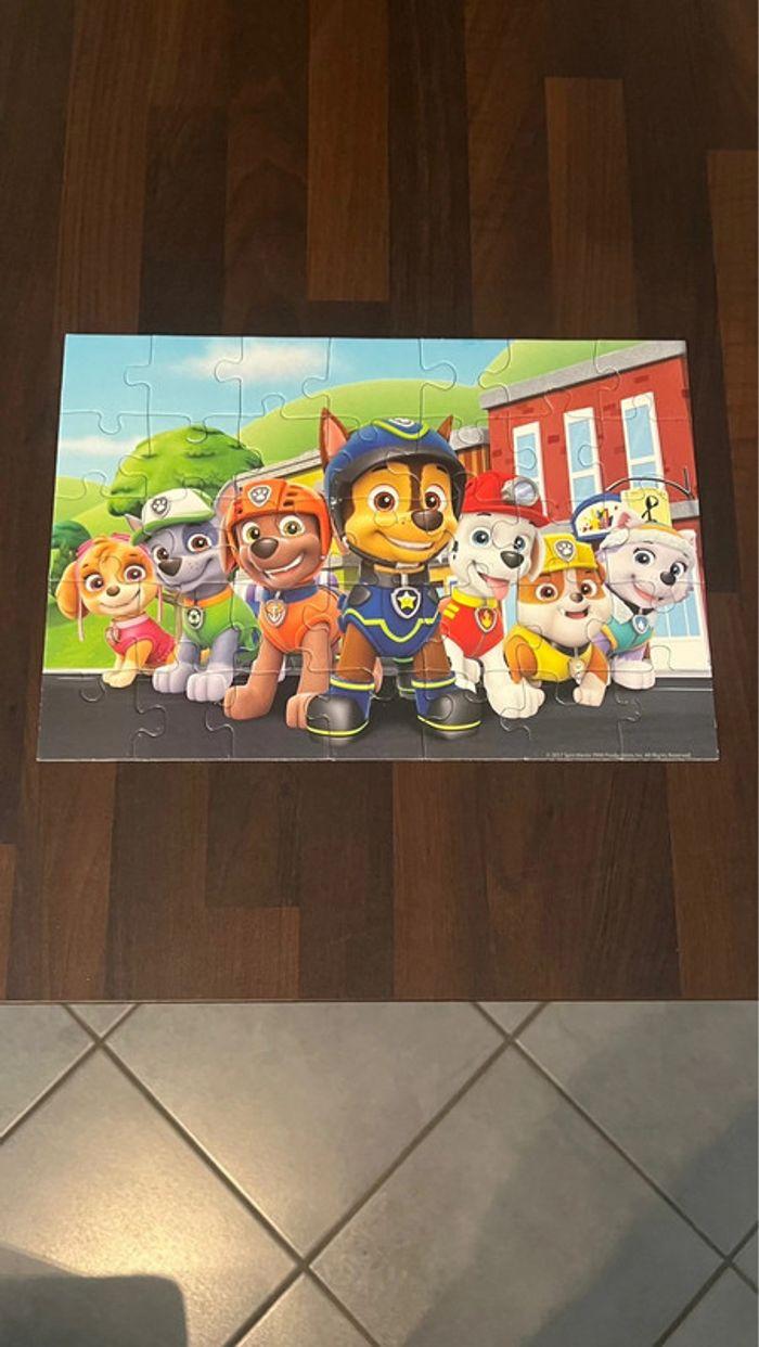 Puzzle pat patrouille paw patrol 35 pièces en bonne état . - photo numéro 3