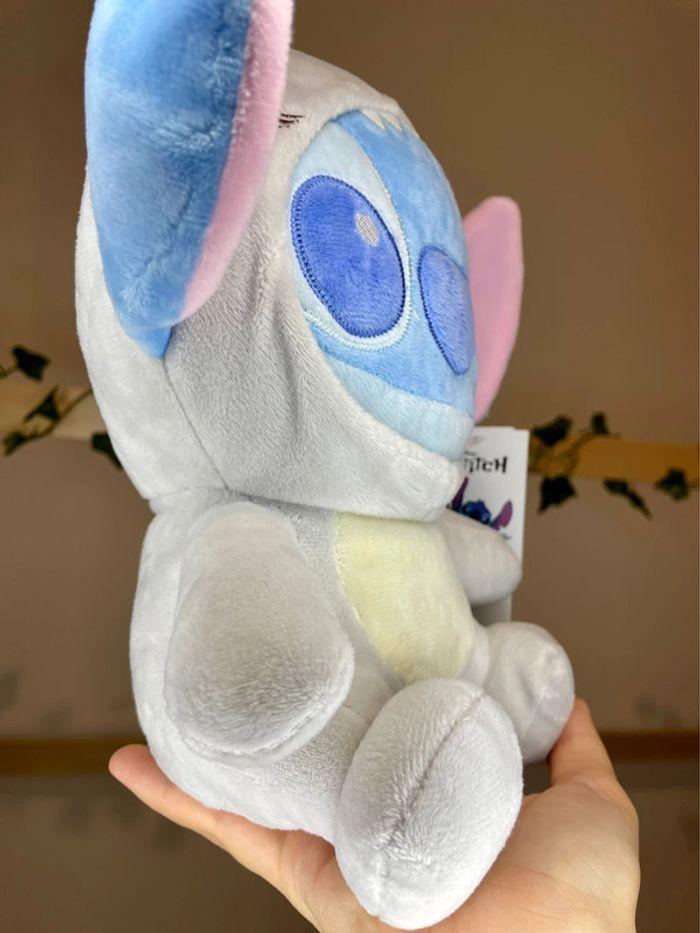 Peluche Disney Stitch déguisement Requin 🦈 - photo numéro 11