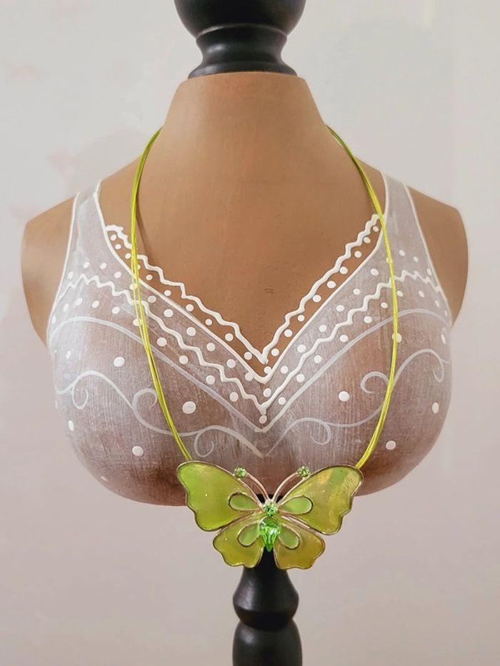 Collier signé Hervé Dublin H.D papillon coquette dollette paillettes vert - photo numéro 1