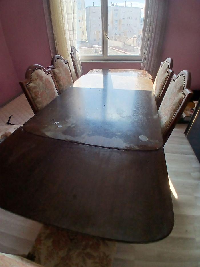 Salle à manger en bois massif rustique avec 6 chaises - photo numéro 2