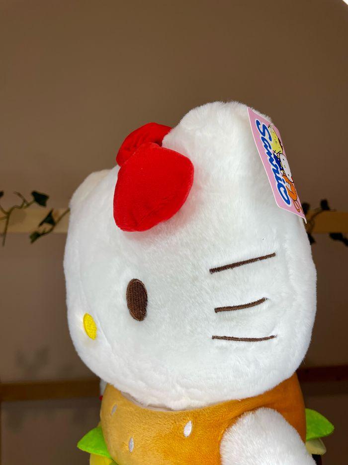 Peluche Hello Kitty déguisement Hamburger - photo numéro 7