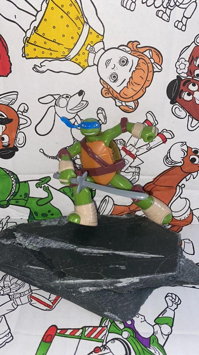 Figurine Tortue Ninja Leonardo - Viacom - photo numéro 1