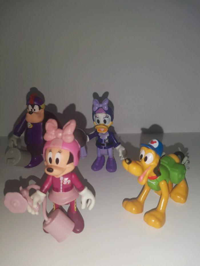 Lot 7 figurines Mickey and the roadster racers - photo numéro 3