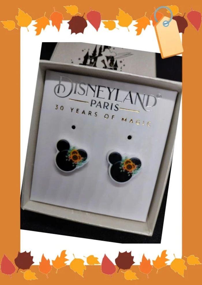 Paire de boucles d'oreilles Hidden Mickey tournesol - photo numéro 2