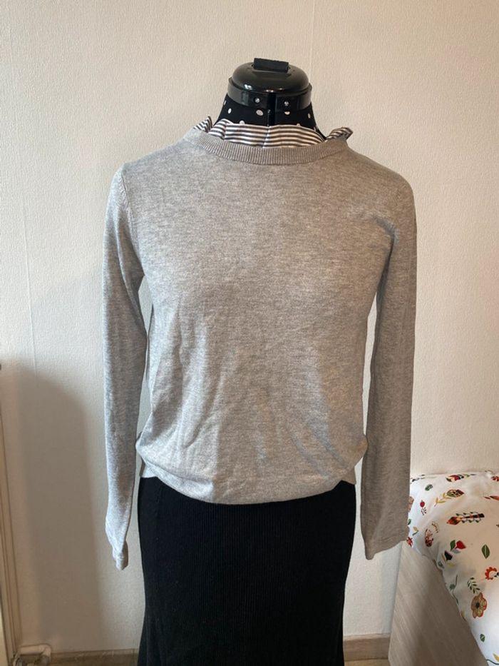 Pull fin avec noeud dans le dos gris Primark taille S / 36 - photo numéro 1