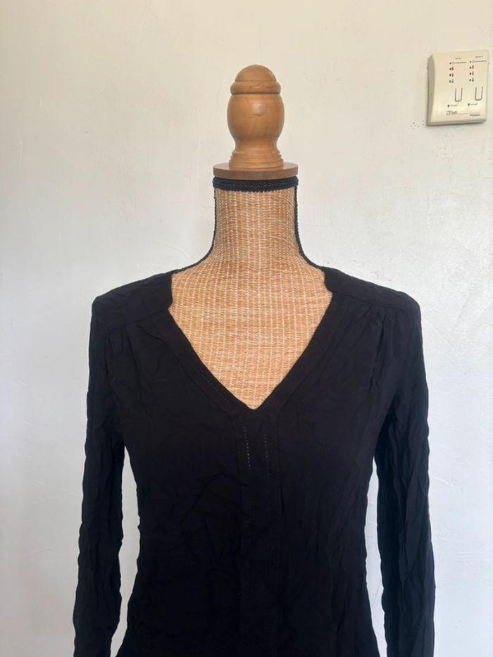 Magnifique blouse noire camaïeu taille 36 - photo numéro 2