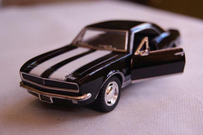 Voiture miniature Chevrolet Camaro - photo numéro 1