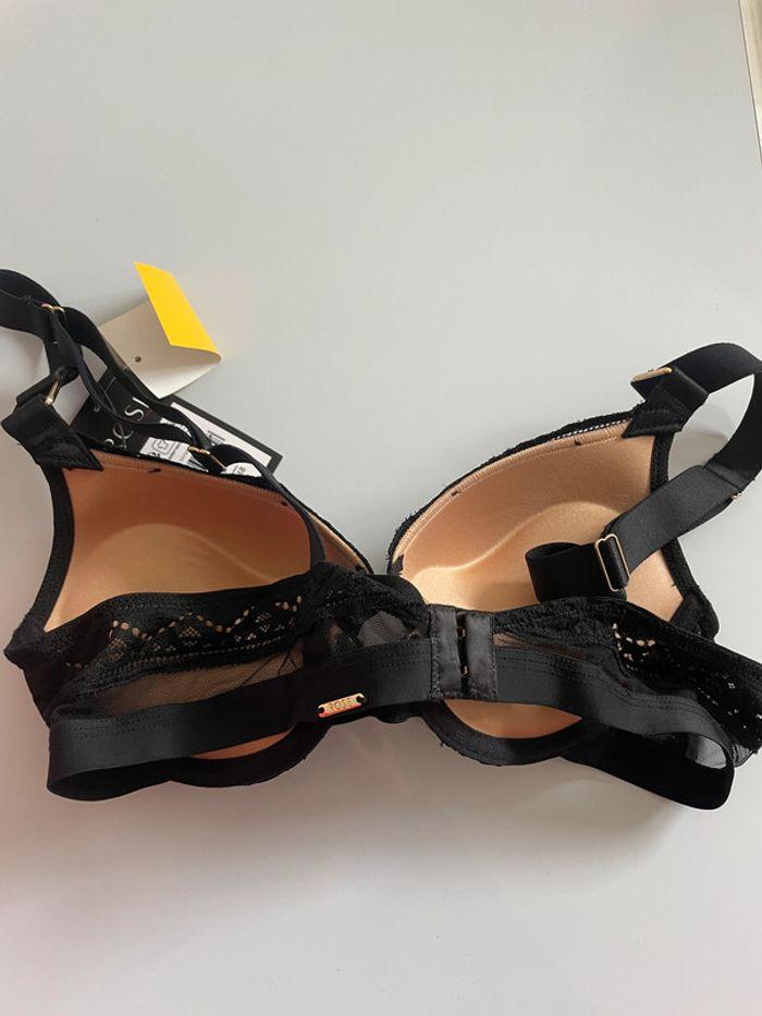 Soutien gorge noir et beige, Rose rouge gorge taille 95B, neuf, valeur 45€ - photo numéro 3