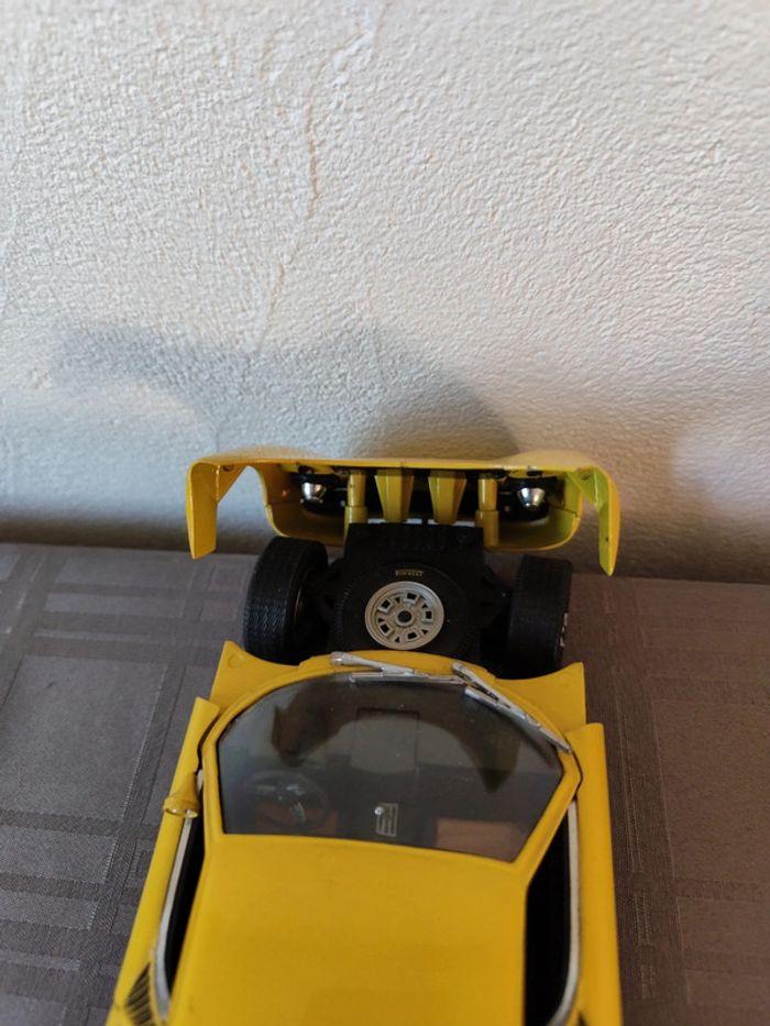 Voiture Lamborghini jaune 1/18 - photo numéro 6