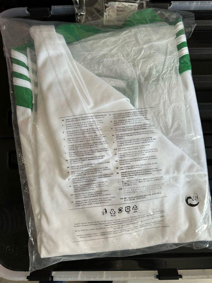 Tee shirt Adidas saint etienne neuf - photo numéro 4