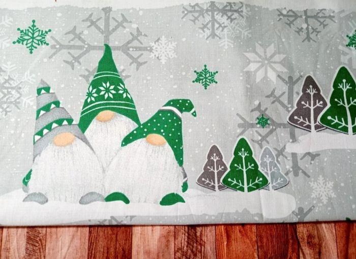 Tissu Coton de Noël Gnomes Gris Vert - photo numéro 3