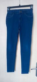 Jeans bleu marine fille. C&A