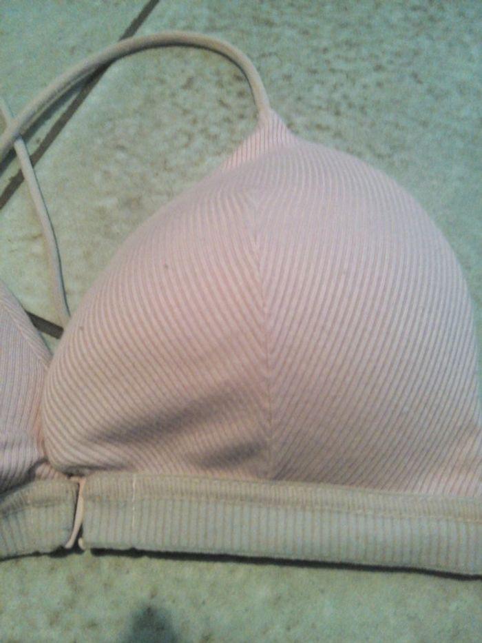 Brassière à coque - photo numéro 2