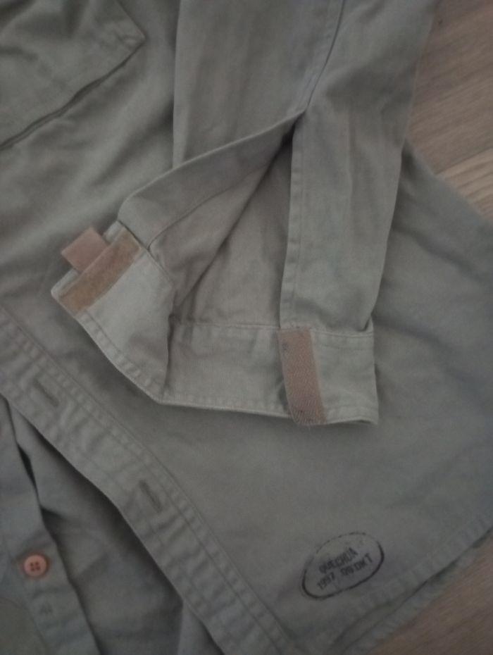 Chemise , veste. Taille : 14 ans . Vert kaki. . a manches longues.  Marque : Quechua.(Décathlon). - photo numéro 5