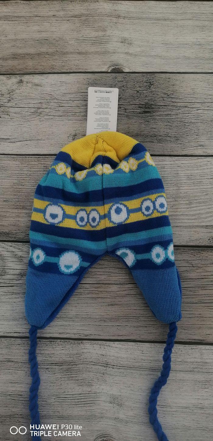 Bonnet enfant Minions 54 cm neuf. - photo numéro 5