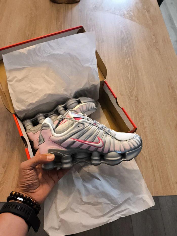 Nike Shox W - photo numéro 1