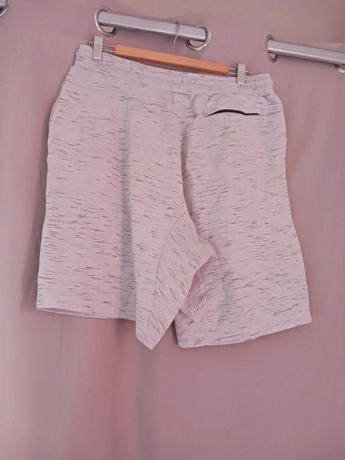 Short nike gris - photo numéro 2