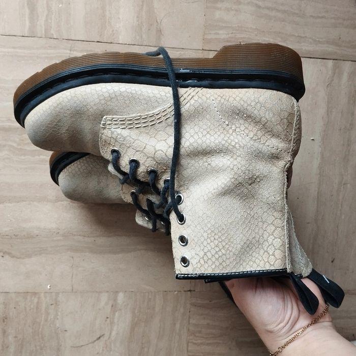 Dr.martens taille 36 daim effet python crème - photo numéro 4