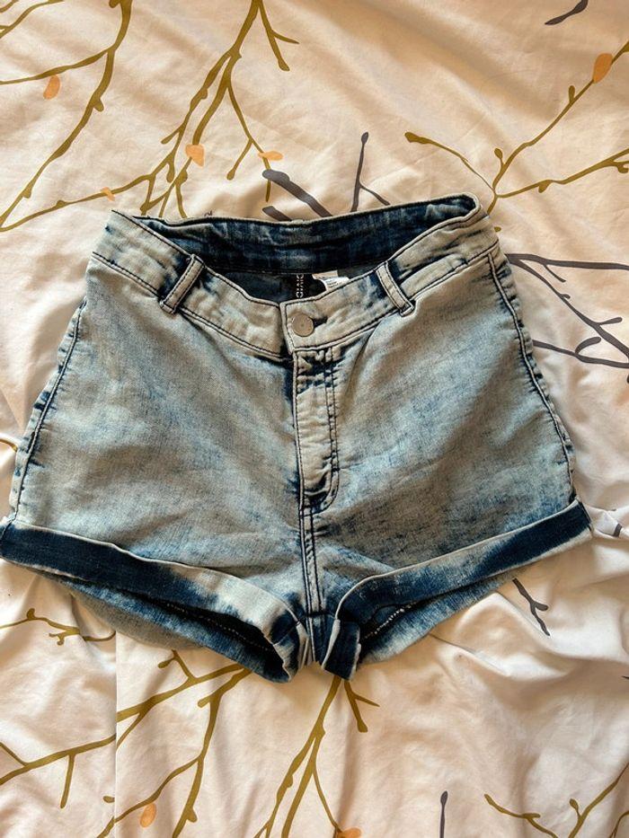 Short taille haute H&M 36 - photo numéro 1