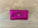 Porte monnaie en cuir fuchsia métallisé grand modèle