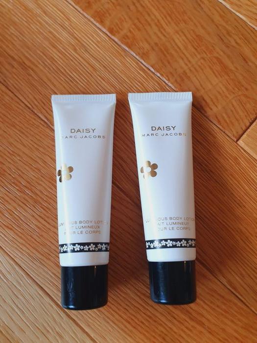 Lait pour le Corps "MARC JACOBS DAISY" 2 x 30 ml Neuf. - photo numéro 3