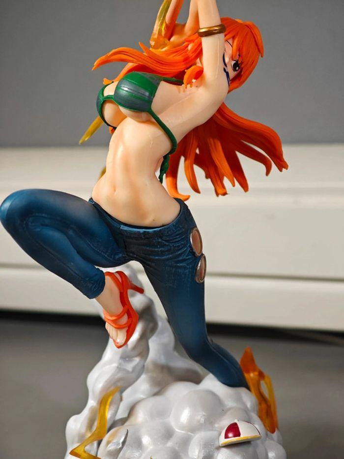 Figurine One Piece : Nami Fight 25cm neuve avec boîte - photo numéro 6