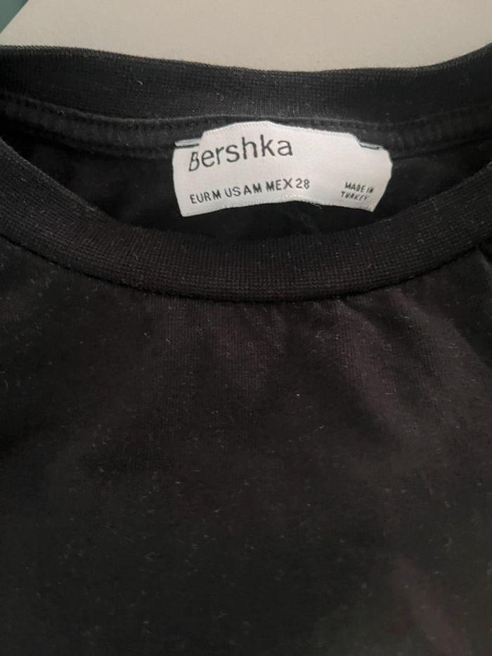 Robe Noir Bershka - photo numéro 1