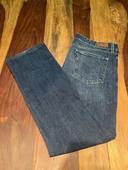 50. Levi’s demi curve W31 L32