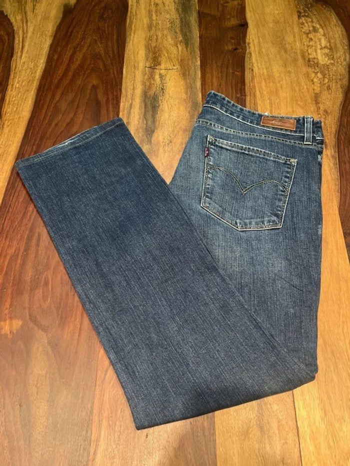 50. Levi’s demi curve W31 L32 - photo numéro 1