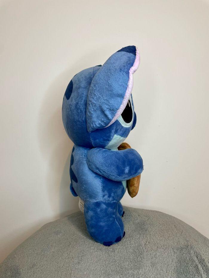 Peluche Disney Stitch avec ça guitare - photo numéro 4