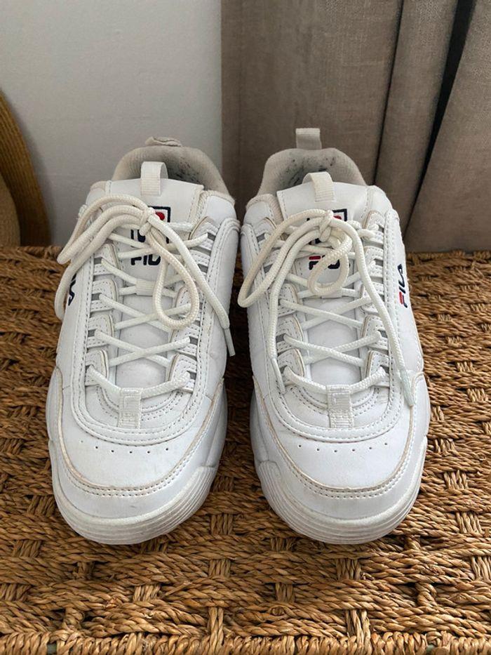 Baskets FILA blanches T38 - photo numéro 2