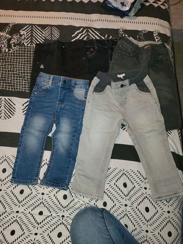 Lot de 5 jeans 12 mois - photo numéro 1