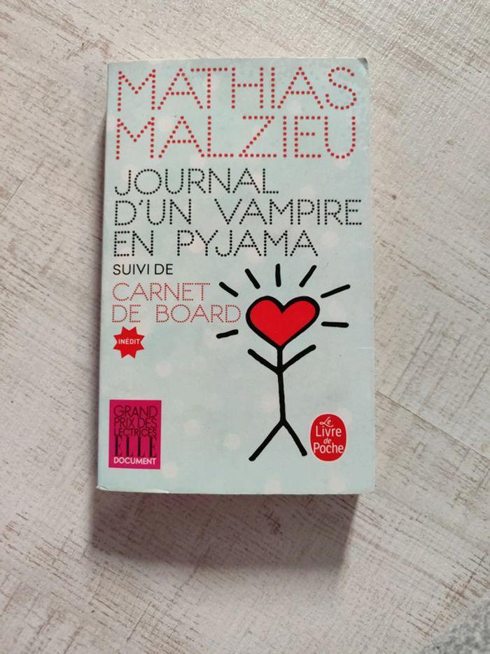 Livre le journal d'un vampire en pyjama - photo numéro 1