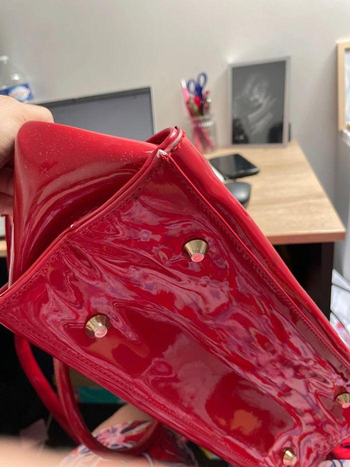 Sac rouge - photo numéro 4