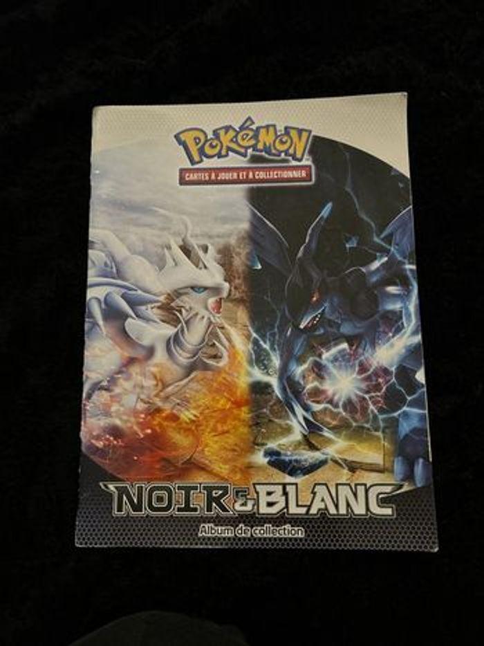 Album de collection Pokémon Noir et blanc - photo numéro 1