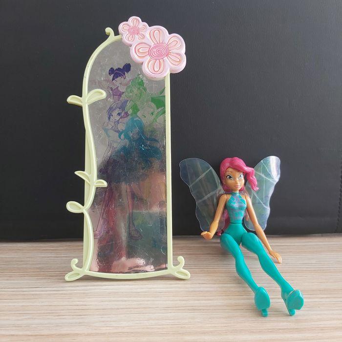 Poupée winx avec miroir - photo numéro 3