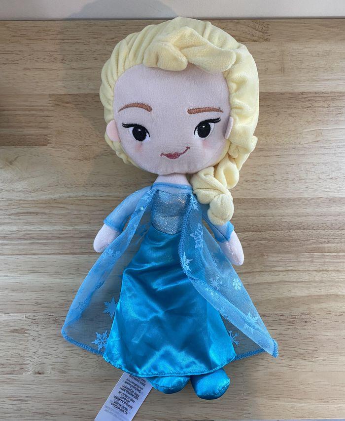 Peluche poupée poupon reine des reines Elsa Disney - photo numéro 1