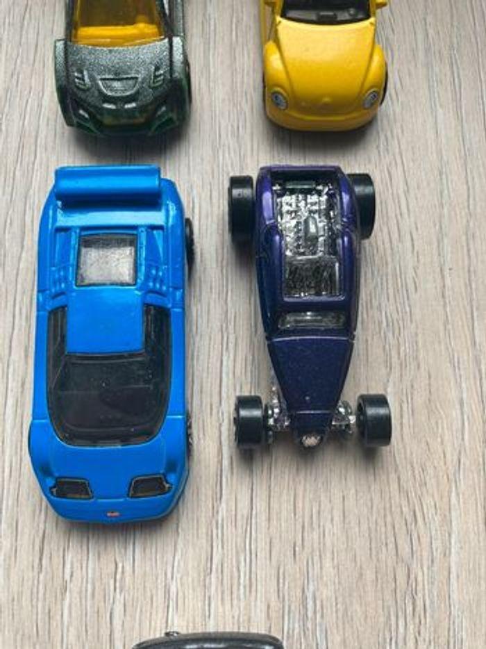 Lot de voiture Hotwheels - photo numéro 2