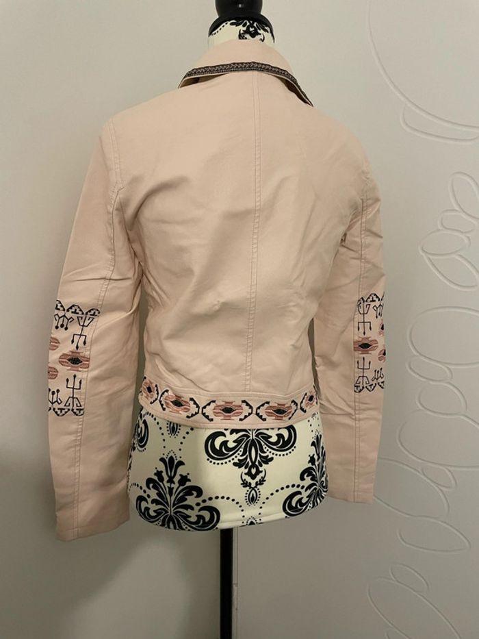 Veste perfecto similicuir rose broderie noir neuf only fashion taille S - photo numéro 6