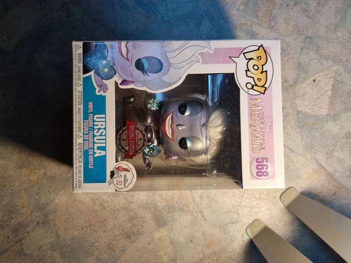 Funko Pop ursula #568 spécial édition - photo numéro 1