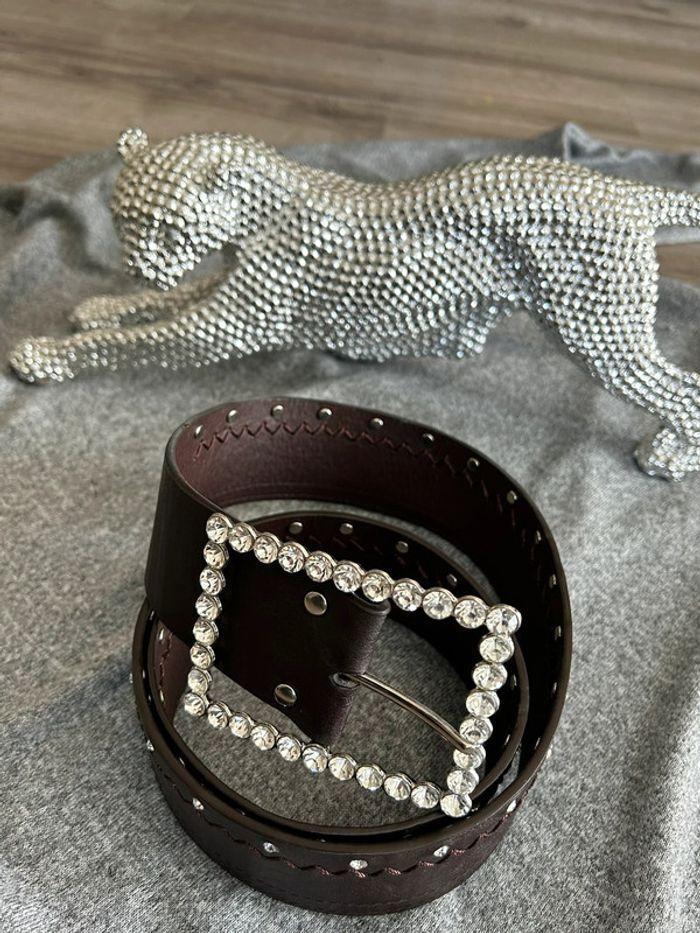 Ceinture chocolat neuve - photo numéro 1