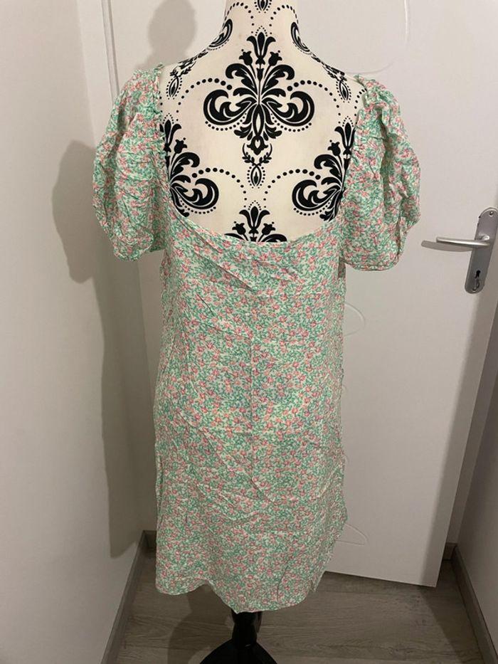 Robe à manches courte col V vert a motifs blanc primark taille - photo numéro 3