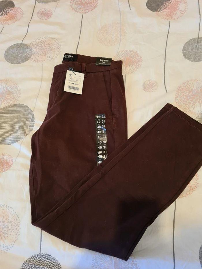 Pantalon bordeaux - photo numéro 1