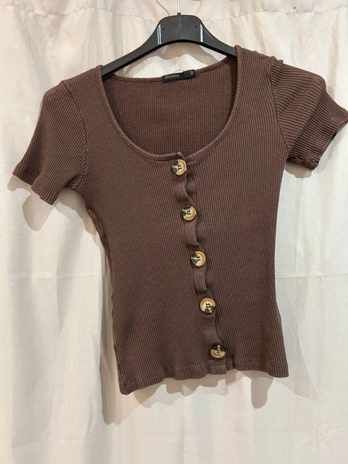 T-shirt marron