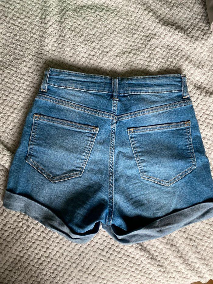 Short en jean H&M - photo numéro 2