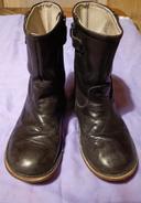 Bottes Kickers, 32