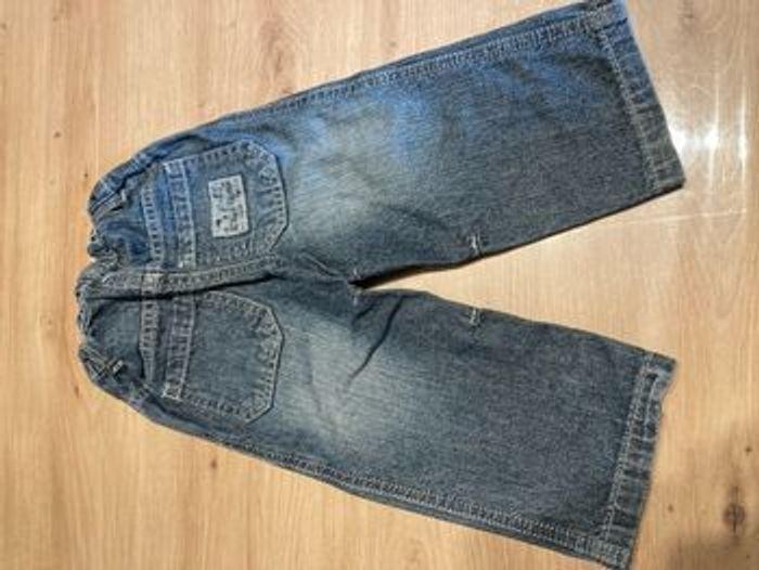 Vend 3 jeans taille 18 mois - photo numéro 2