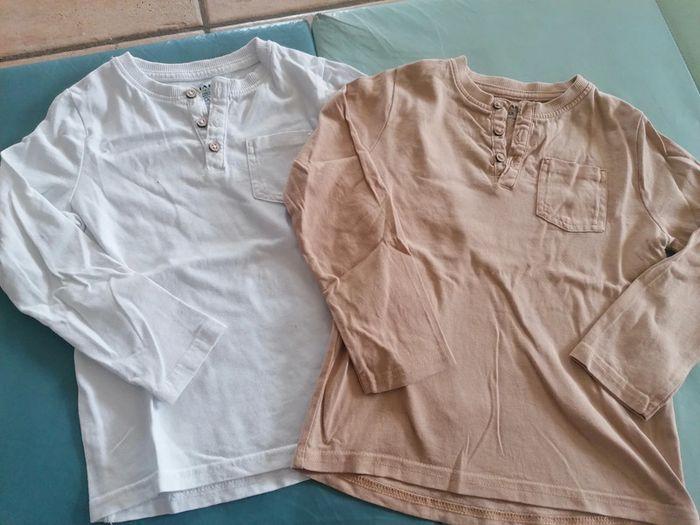 Lot de 2 tee shirts kiabi 4 ans - photo numéro 1