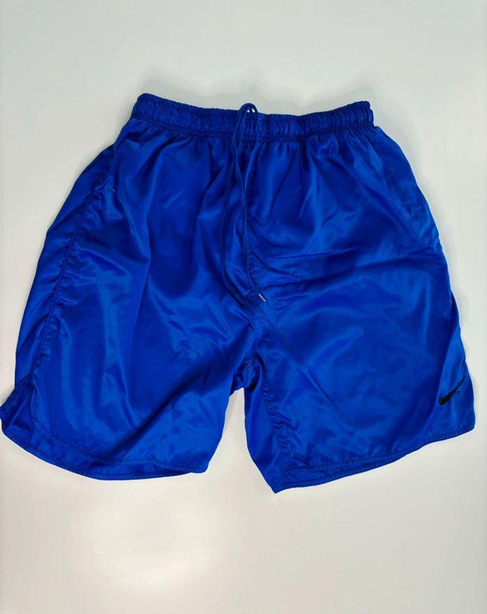 Short Bleu satiné Nike - photo numéro 1